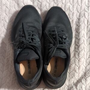 Black Women's Nike Shoes